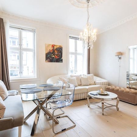 Royal Neighbourhood Elegant Flat In Central オスロ エクステリア 写真