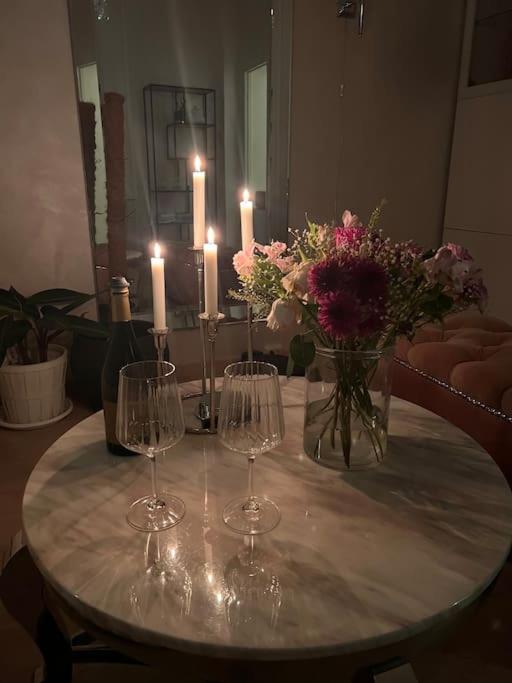 Royal Neighbourhood Elegant Flat In Central オスロ エクステリア 写真