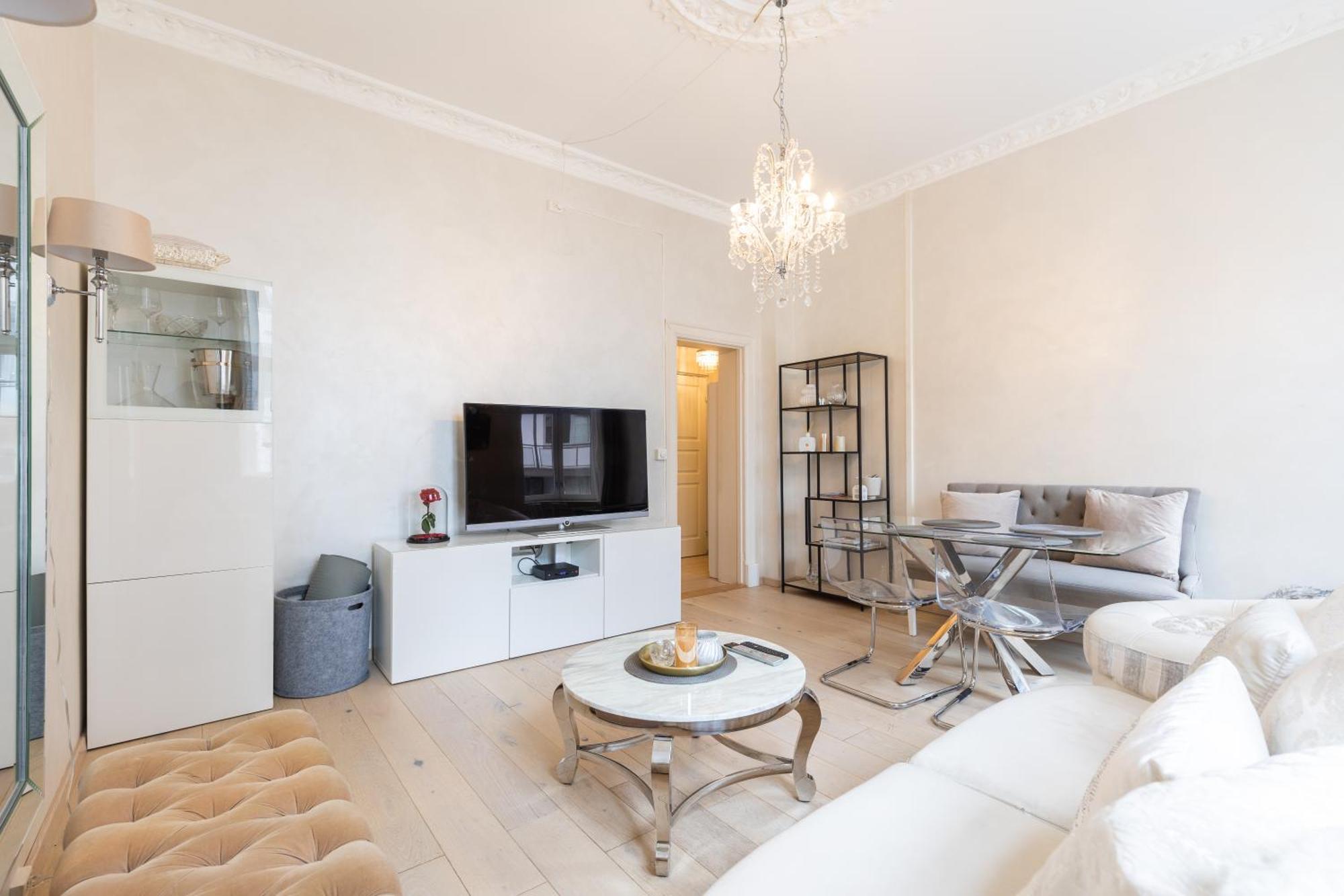Royal Neighbourhood Elegant Flat In Central オスロ エクステリア 写真